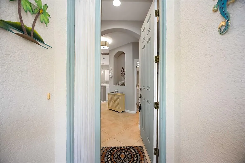 2 bed, 2.0 bath, 1430 sqft, $6,500 — Photo 4
