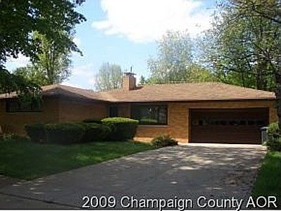 3rd image of 808 E Mumford Dr