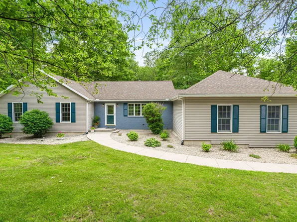 10166 State Route 287, Zanesfield, OH 43360
