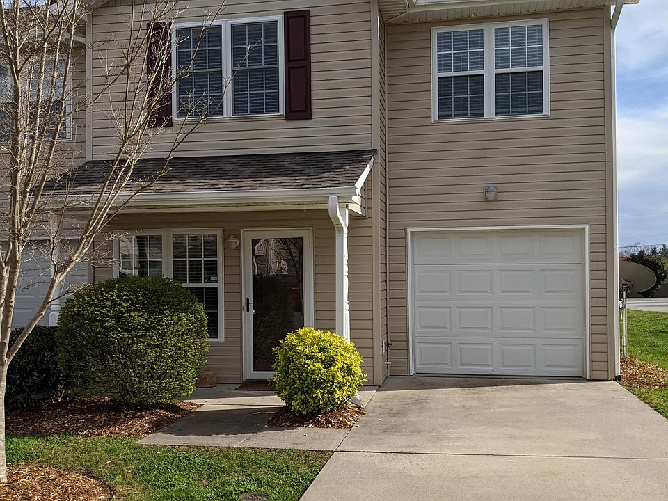 1st image of 77 Yorktown Cir