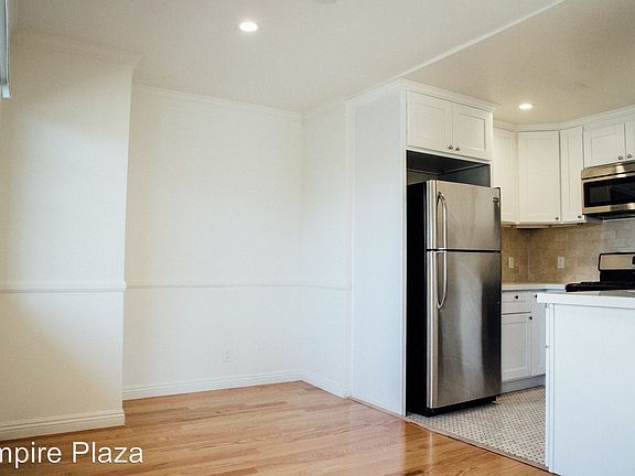 4th image of 3600 Empire Dr APT 101