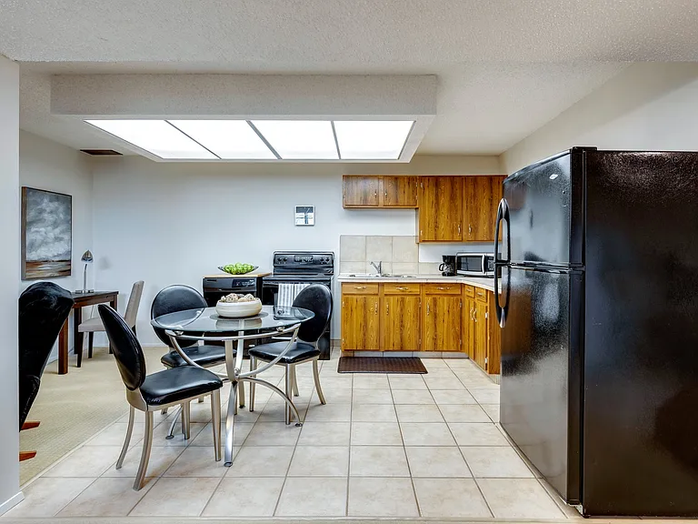 1035 Riverbend Dr SE #BASEMENT — Photo 6
