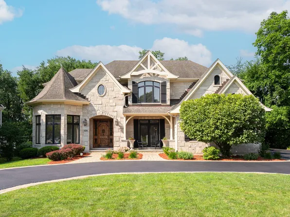 920 Raleigh Rd, Glenview, IL 60025