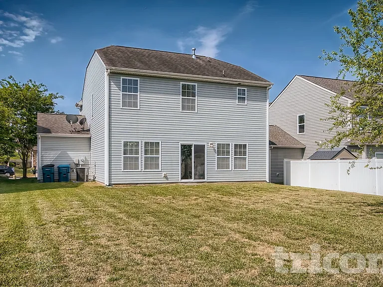 657 Shellbark Dr — Photo 18