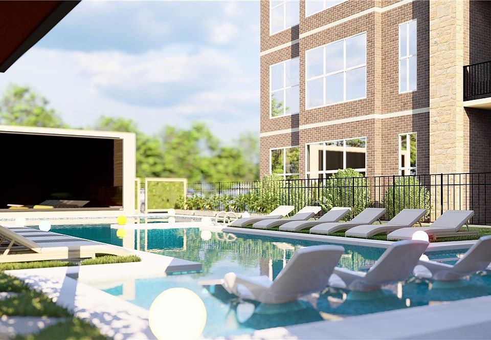 1st image of 680 6th Ave NE APT 5103