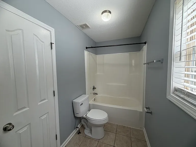 2525 Centerstone Cir — Photo 24
