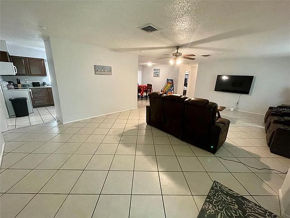 2nd image of 2101 Utica Dr