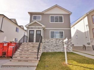 428 Lamont Ave, Staten Island, NY 10312