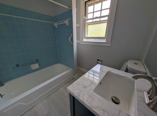 5810 Saranac Ave, Cincinnati, OH 45224