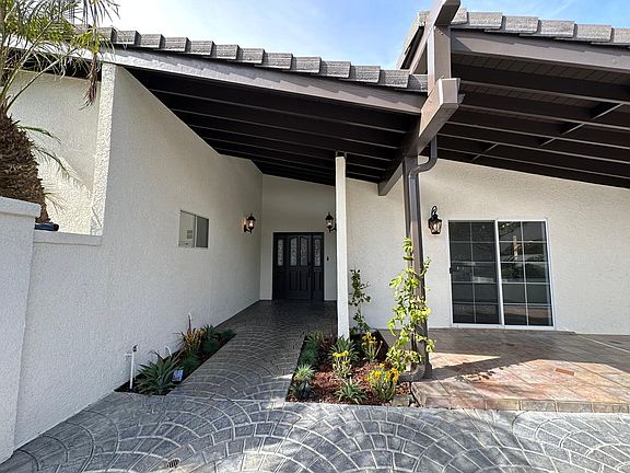 2nd image of 33971 Calle Borrego