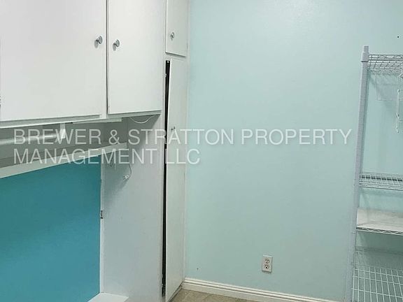 2nd image of 6113 E Hannibal St