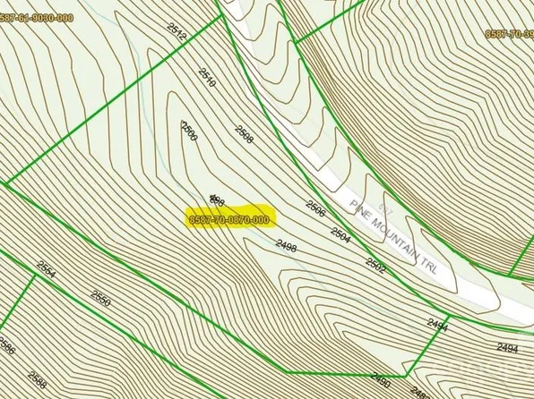 Pine Mountain Trail M8, Brevard, NC 28712