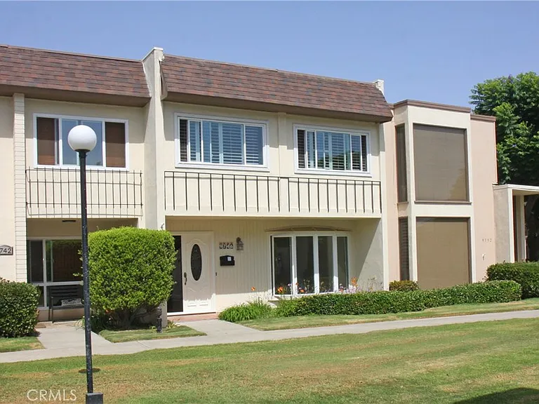 9746 Monte Carlo Cir — Photo 3