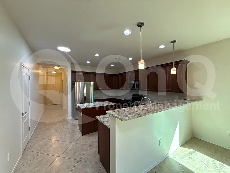 12075 N Golden Mirror Dr — Photo 8