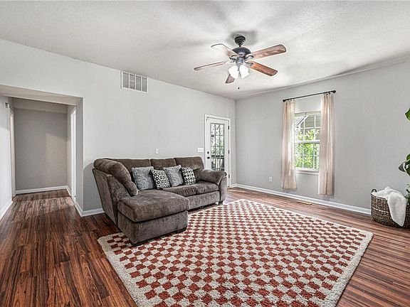 5th image of 309 N Morse Ave
