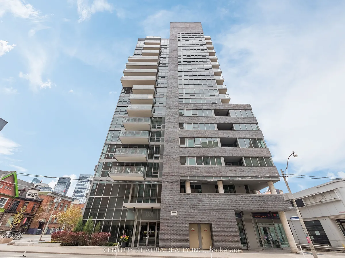 Building Photo - 320 Richmond St E #421