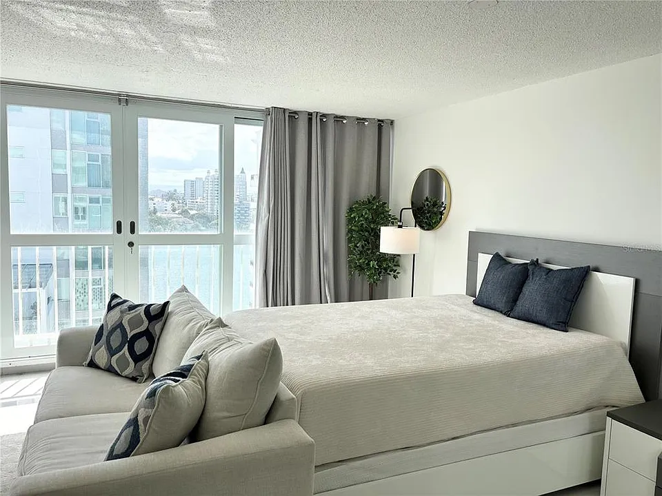 1035 Ashford Ave #1108