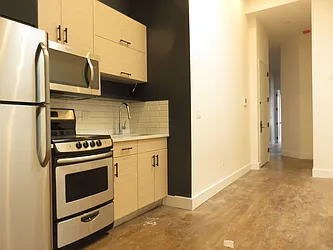 Rented by Rennit Inc.