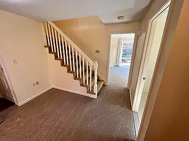 18 Crawford Ln — Photo 10
