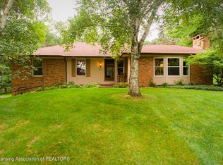 3710 W Hiawatha Dr, Okemos, MI 48864