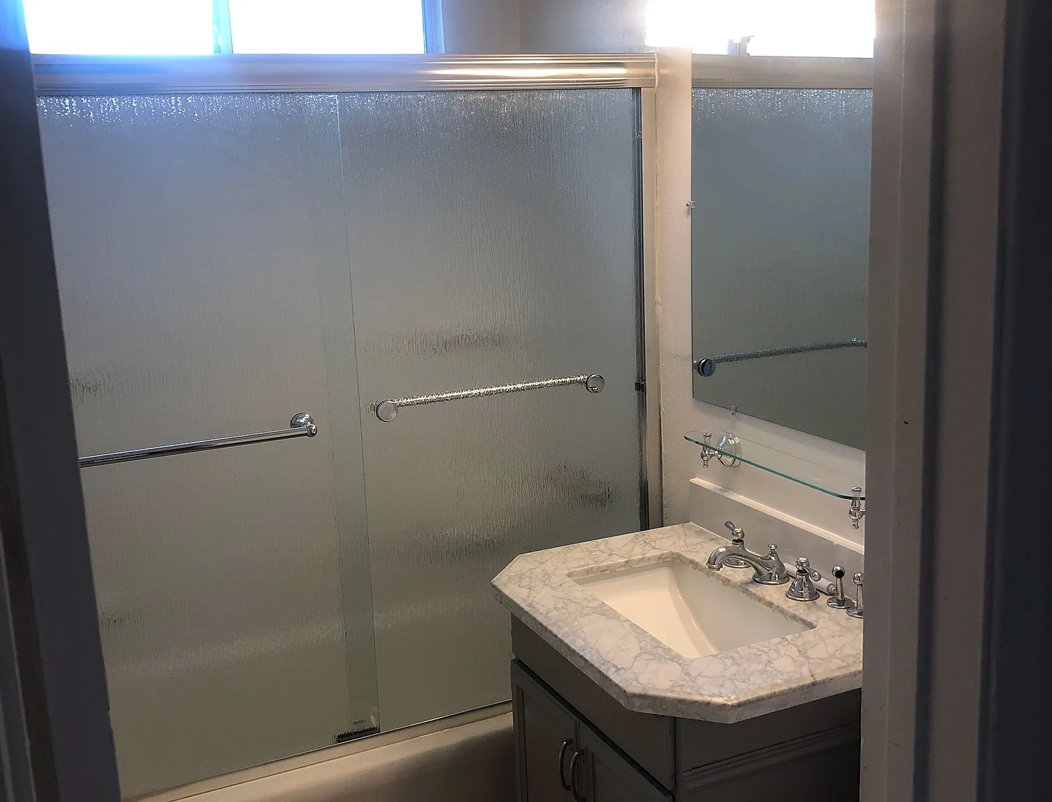 2 bed, 900 sqft, $1,595 — Photo 2