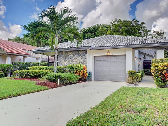 2nd image of 4996 Boxwood Cir