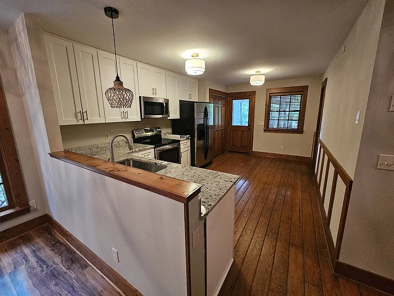 9712 Old Creedmoor Rd — Photo 5
