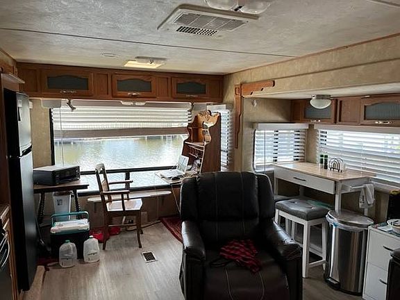5th image of 3701 Baynard Dr #F-9