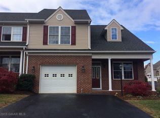 19 W Park View Ln, Staunton, VA 24401