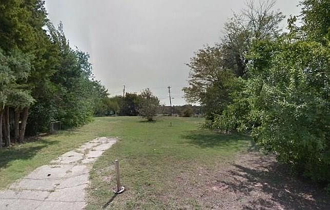 1st image of 1616 NE 42nd St