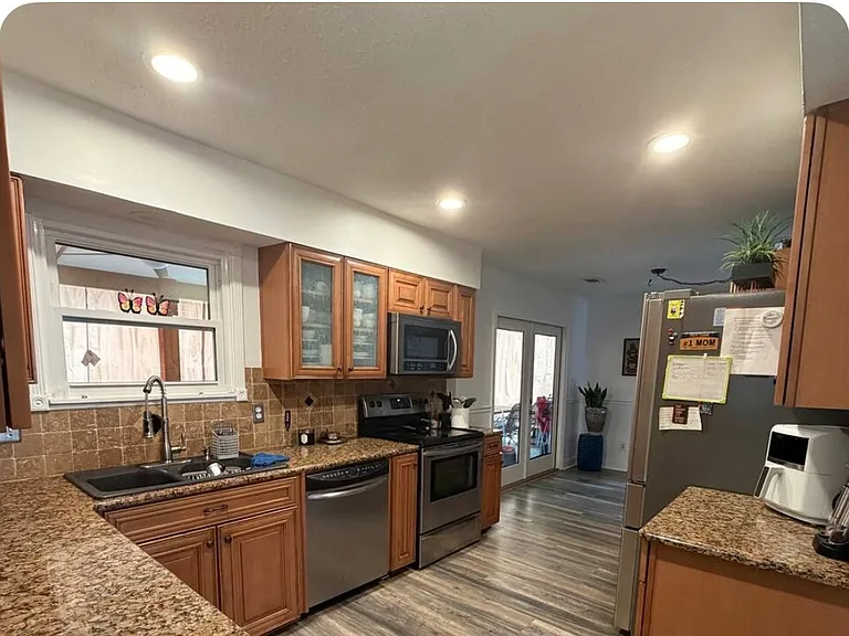 2613 Creek Hollow Dr — Photo 16