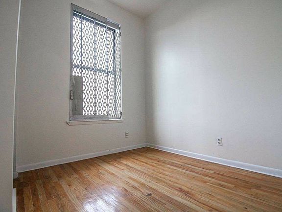 3rd image of 649 Classon Ave #33A