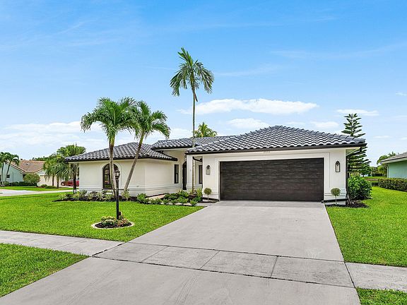 3rd image of 5665 Aspen Ridge Circle