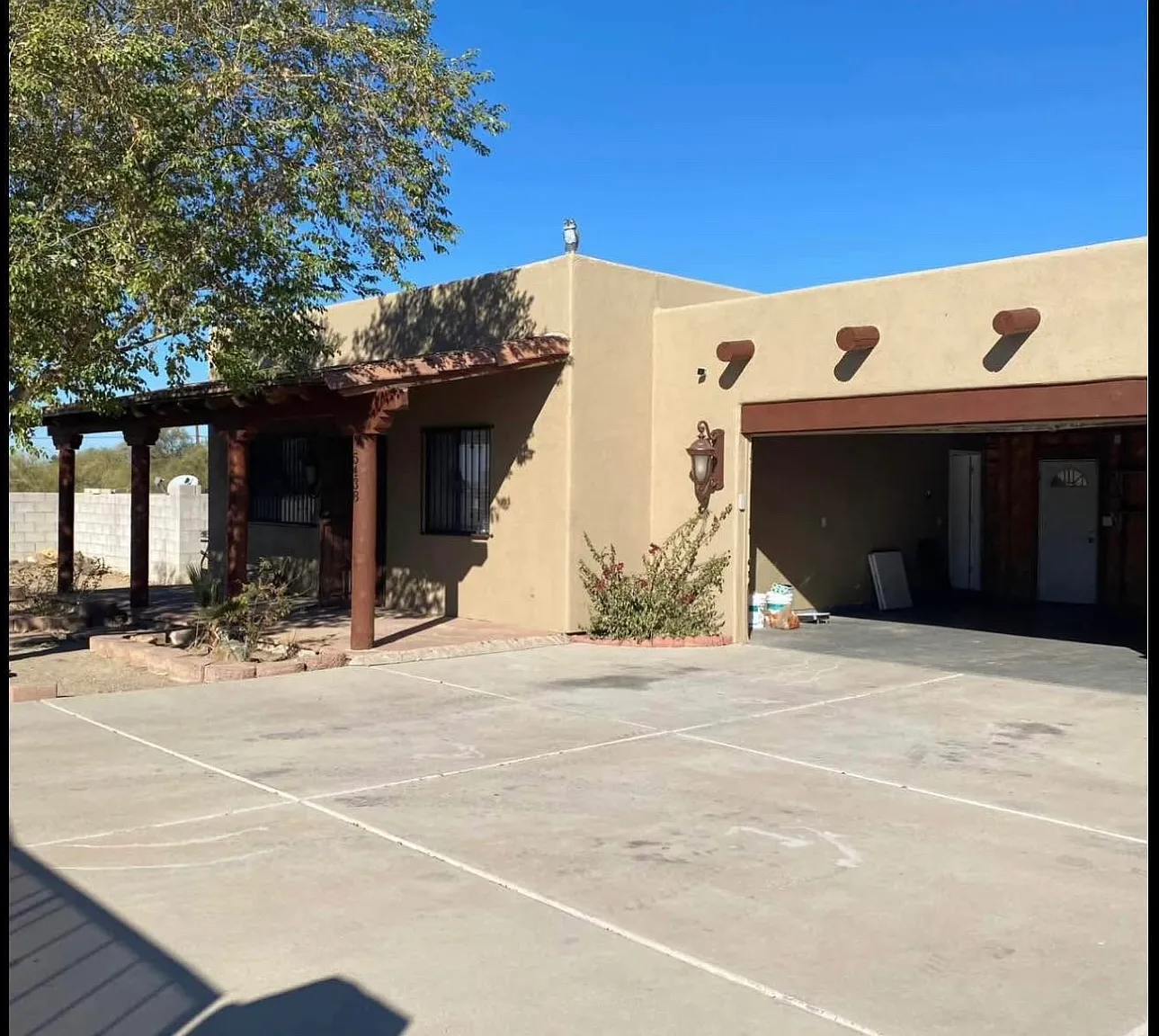3 bed, 1600 sqft, $1,900 — Photo 1