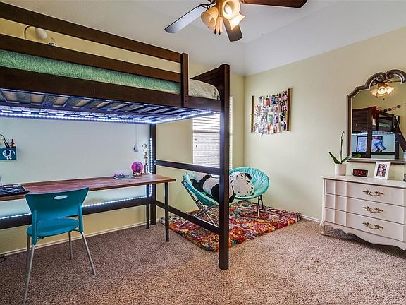 4th image of 5217 Buckthorn Dr