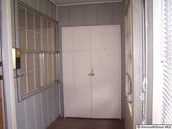 2nd image of 100 Edinburgh Lane #A