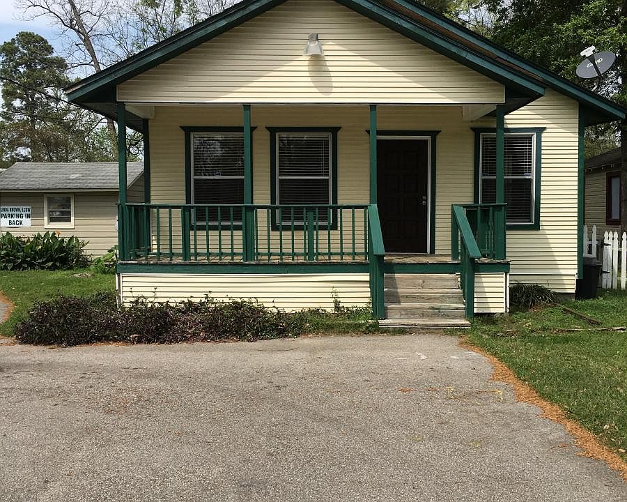Front with Offstreet Parking