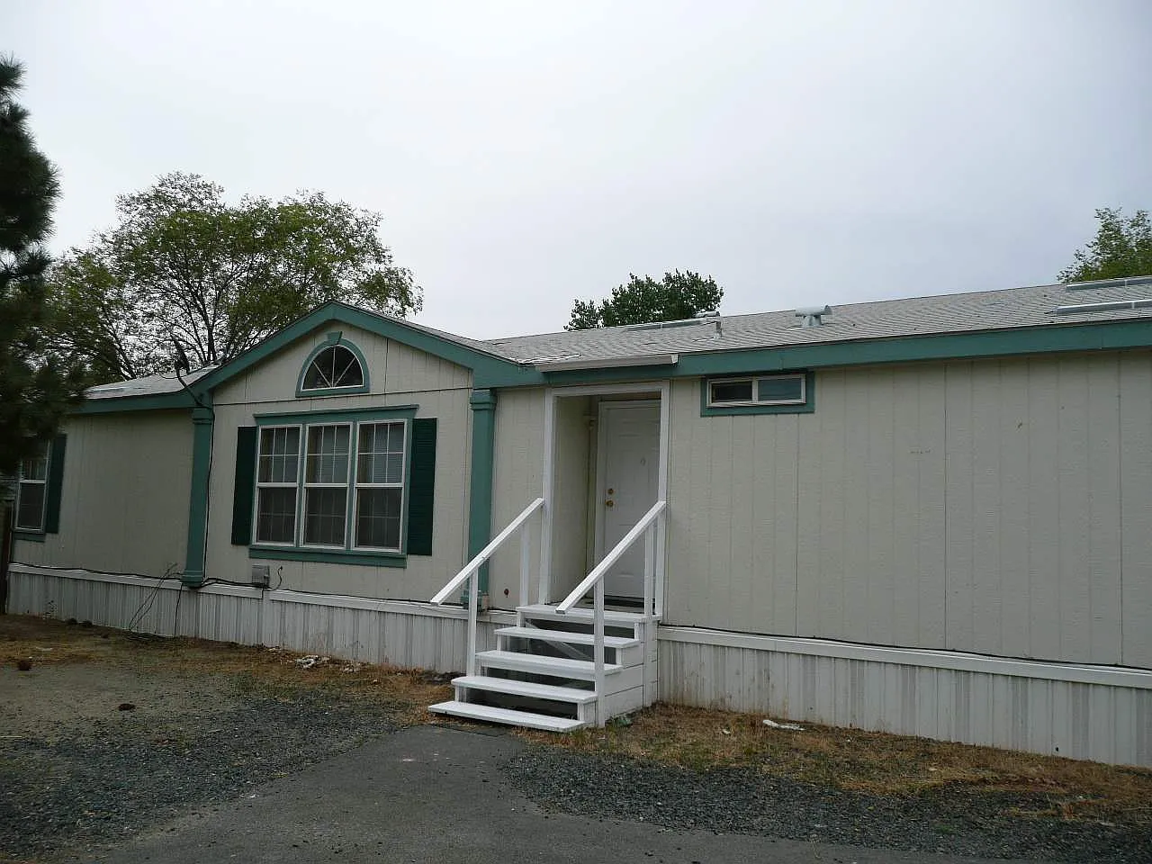 2375 Airport Rd photo 1