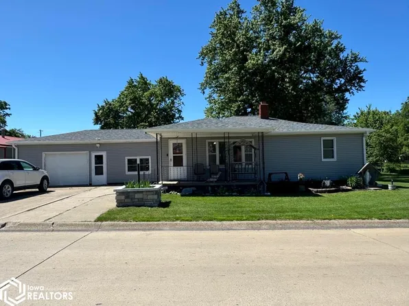 526 E Walnut St, Centerville, IA 52544