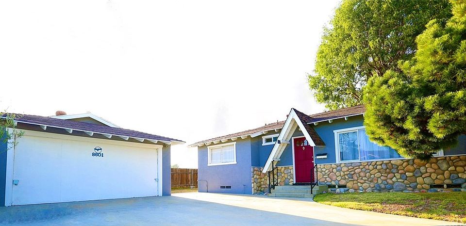 1st image of 8601 Zerelda St