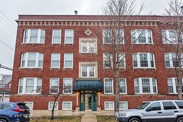 1st image of 1756 W Ainslie St #3