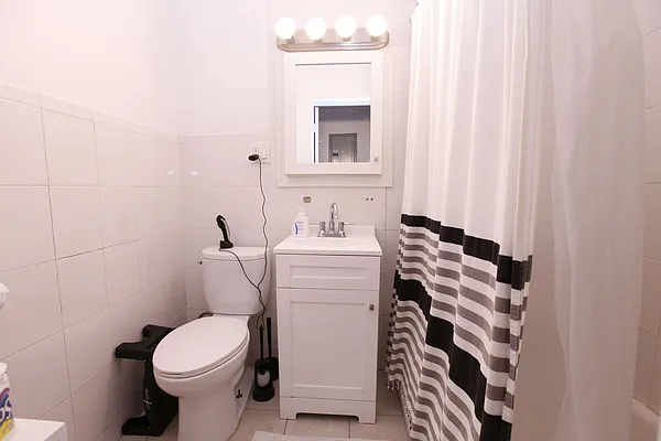 Rented by Massada Home Sales Inc | media 6