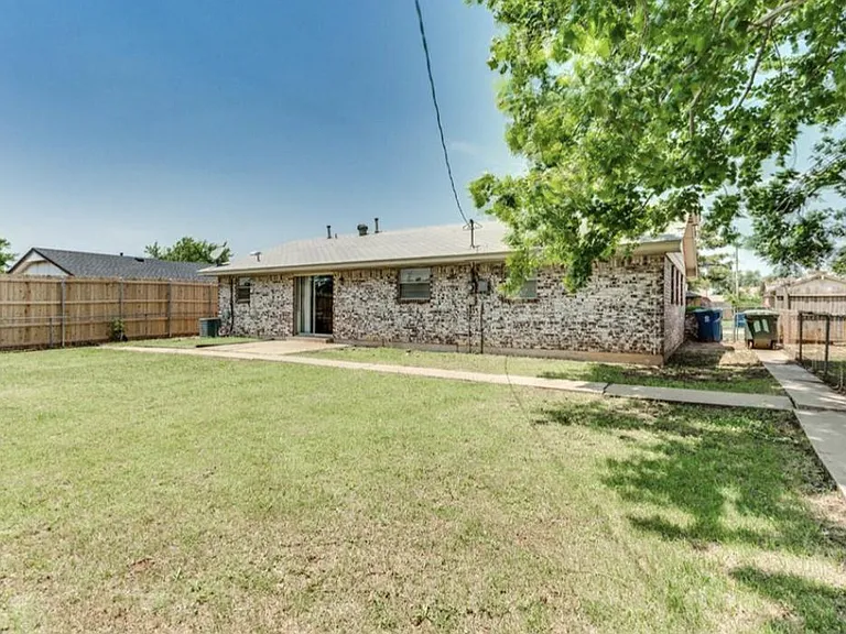 628 Sunset Dr — Photo 19