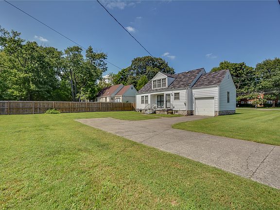 5th image of 917 Woodmont Blvd