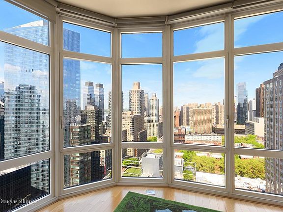 3rd image of 555 W 59th St APT 26A