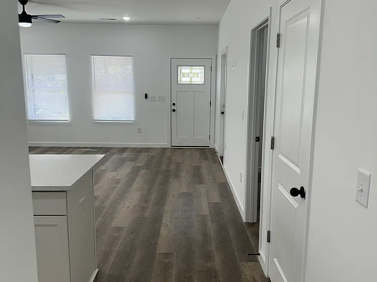 155 Ferguson St #155 — Photo 6