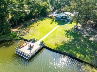 2196 Spring Lake Rd, Defuniak Springs, FL 32433