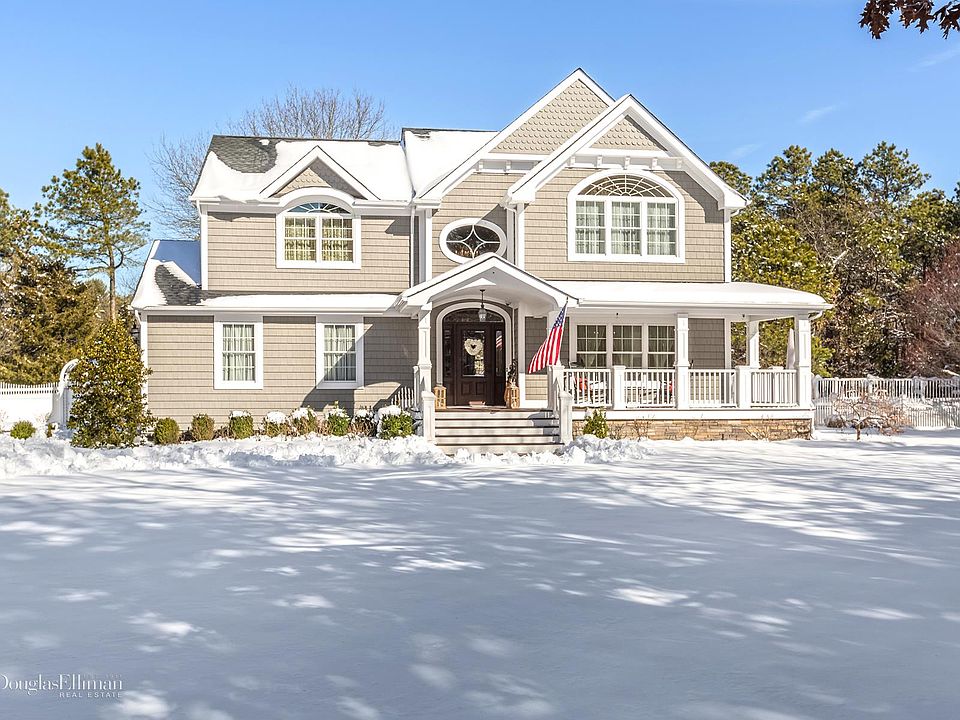 1st image of 17 Moran Ct