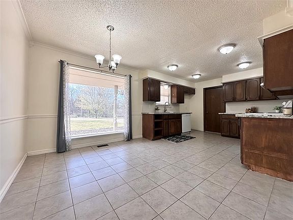 5th image of 39408 Hazel Dell Rd