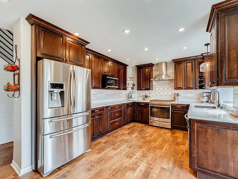 1020 Evergreen Ct — Photo 6